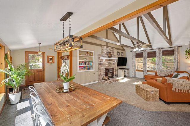 14067 Linden Rd, Grass Valley, CA 95945