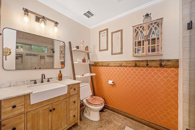 14067 Linden Rd, Grass Valley, CA 95945