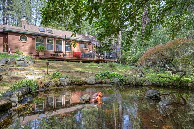 14067 Linden Rd, Grass Valley, CA 95945