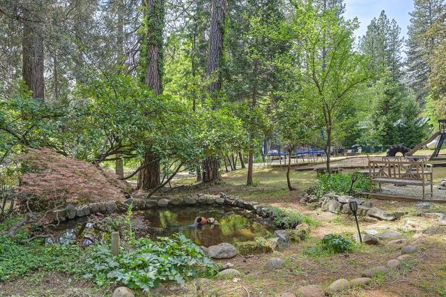 14067 Linden Rd, Grass Valley, CA 95945