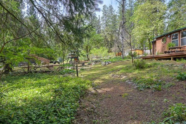 14067 Linden Rd, Grass Valley, CA 95945