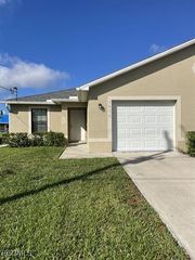 3818 SW 16th PL 3818, Cape Coral, FL 33914