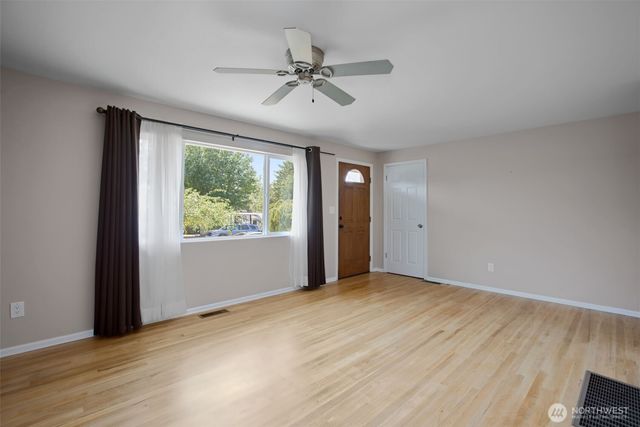 738 Wallin Street, Bremerton, WA 98310