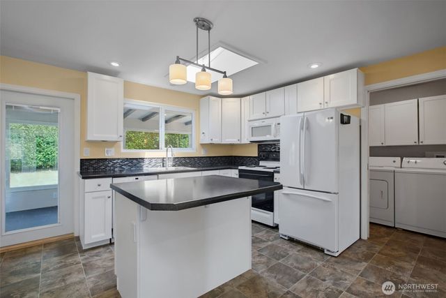 738 Wallin Street, Bremerton, WA 98310