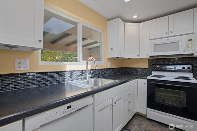 738 Wallin Street, Bremerton, WA 98310