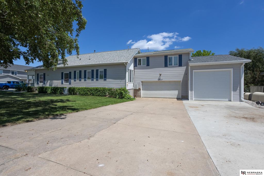 1641 W B Street, Lincoln, NE 68522