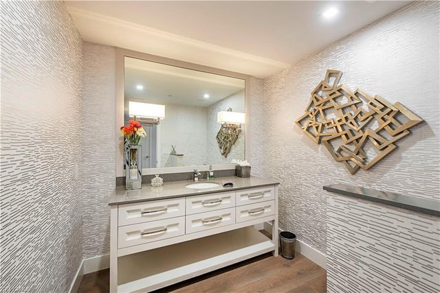 13915 Old Coast RD 302, Naples, FL 34110