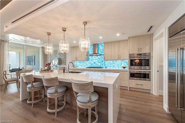 13915 Old Coast RD 302, Naples, FL 34110