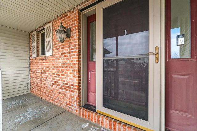 3100 Weybridge Drive, Sun Prairie, WI 53590