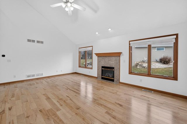 3100 Weybridge Drive, Sun Prairie, WI 53590