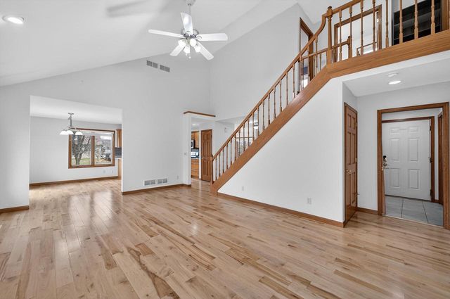 3100 Weybridge Drive, Sun Prairie, WI 53590