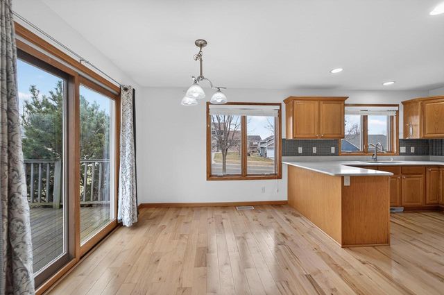 3100 Weybridge Drive, Sun Prairie, WI 53590