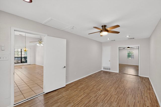9568 Jennie Lee Lane, Dallas, TX 75227