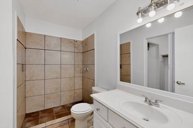 9568 Jennie Lee Lane, Dallas, TX 75227
