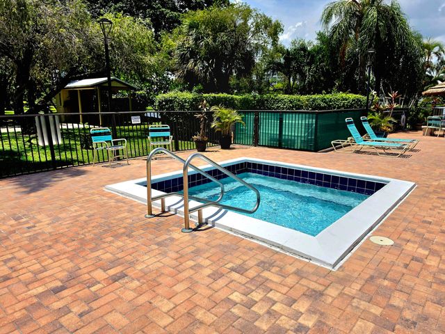 2112 S CYPRESS BEND Drive 707, Pompano Beach, FL 33069