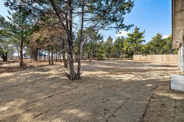 2415 Black Jack Way, Blanchard, OK 73010