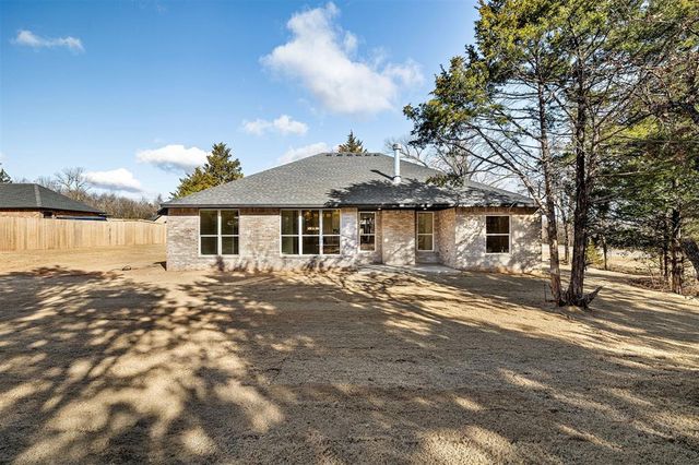 2415 Black Jack Way, Blanchard, OK 73010