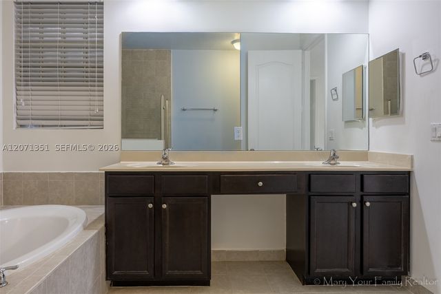 3841 Aspen Leaf Dr 0, Boynton Beach, FL 33436