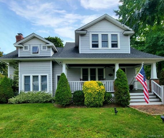 245 Northern Boulevard, Saint James, NY 11780
