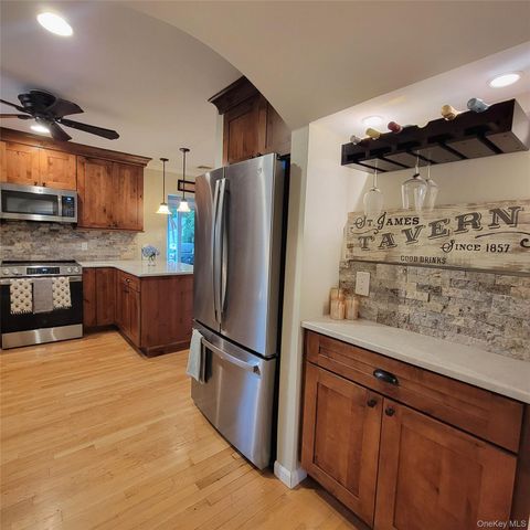 245 Northern Boulevard, Saint James, NY 11780
