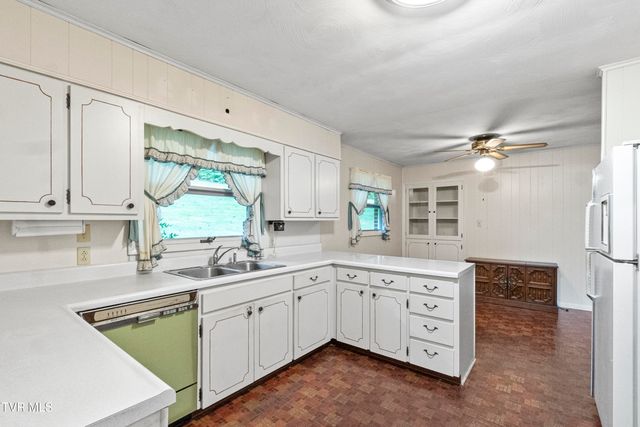 15490 Kingsport Highway, Chuckey, TN 37641