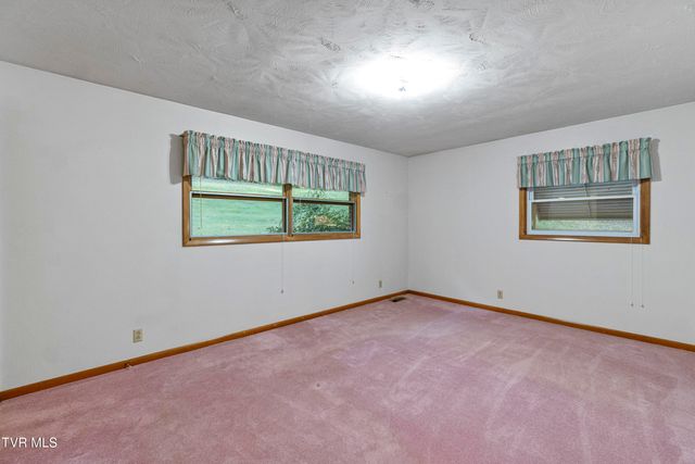 15490 Kingsport Highway, Chuckey, TN 37641