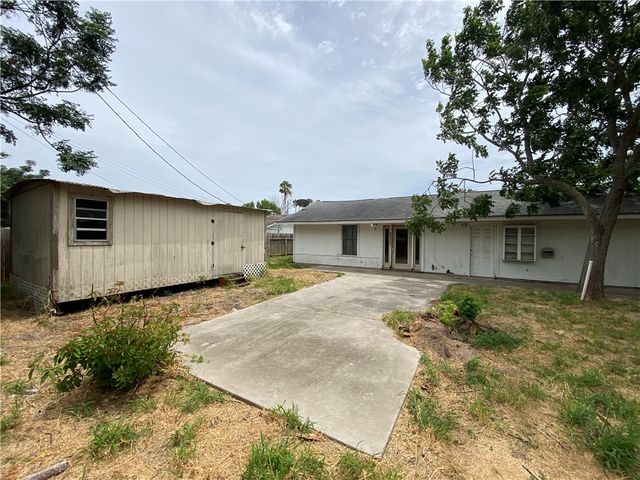 234 Caribbean Dr, Corpus Christi, TX 78418