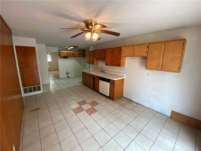 234 Caribbean Dr, Corpus Christi, TX 78418