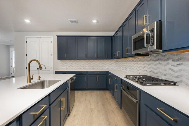 253 Ranier WAY, Dripping Springs, TX 78620