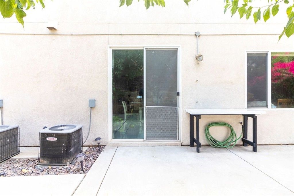 Image 30 of property listing at 25960 Corte Antigua, Moreno Valley, CA 92551