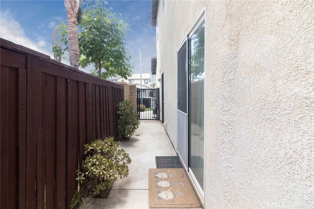 Image 35 of property listing at 25960 Corte Antigua, Moreno Valley, CA 92551