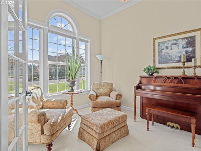 1683 OLYMPIA Ct Nw, Salem, OR 97304