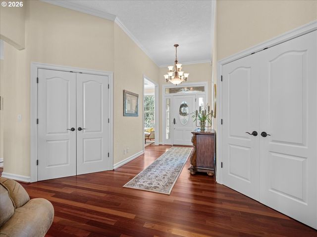 1683 OLYMPIA Ct Nw, Salem, OR 97304