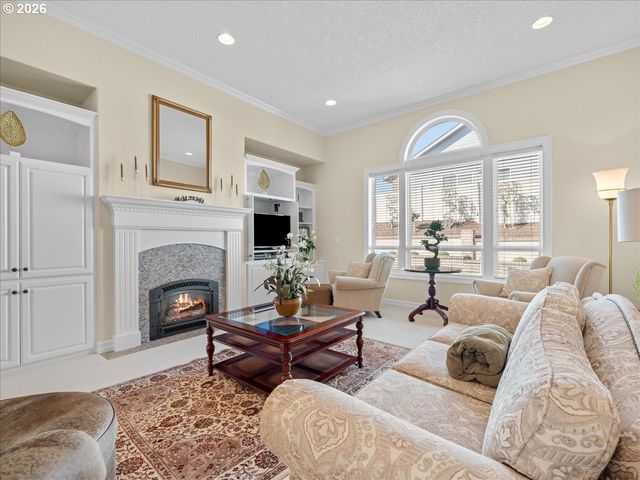 1683 OLYMPIA Ct Nw, Salem, OR 97304