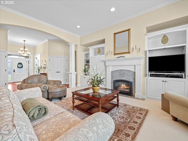 1683 OLYMPIA Ct Nw, Salem, OR 97304