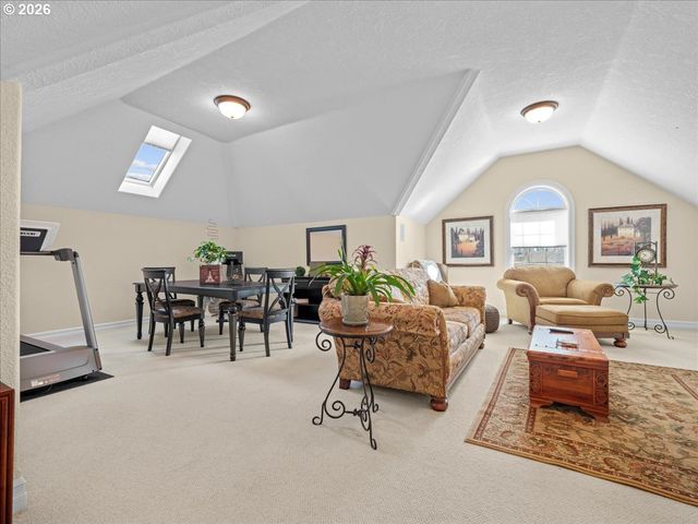 1683 OLYMPIA Ct Nw, Salem, OR 97304