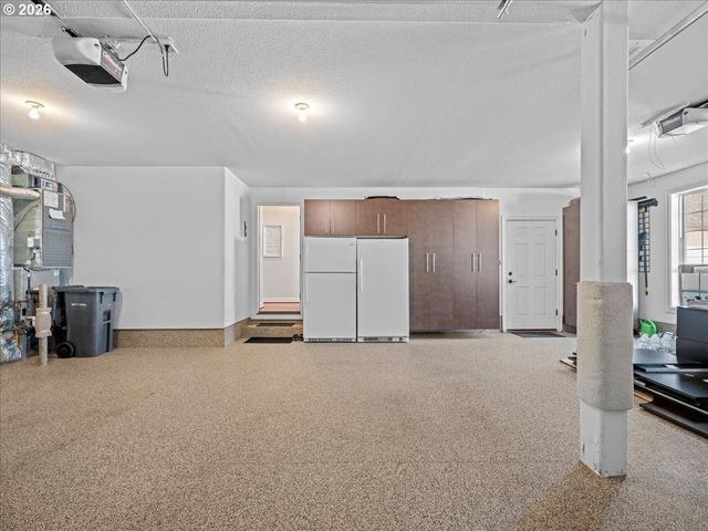 1683 OLYMPIA Ct Nw, Salem, OR 97304