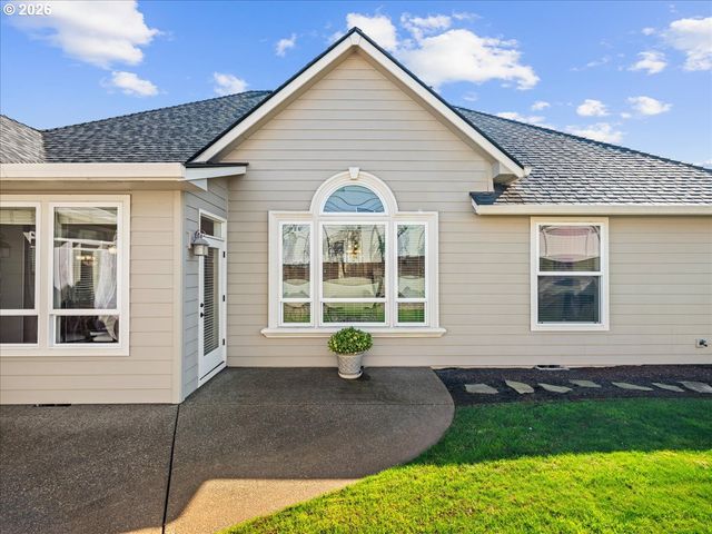 1683 OLYMPIA Ct Nw, Salem, OR 97304