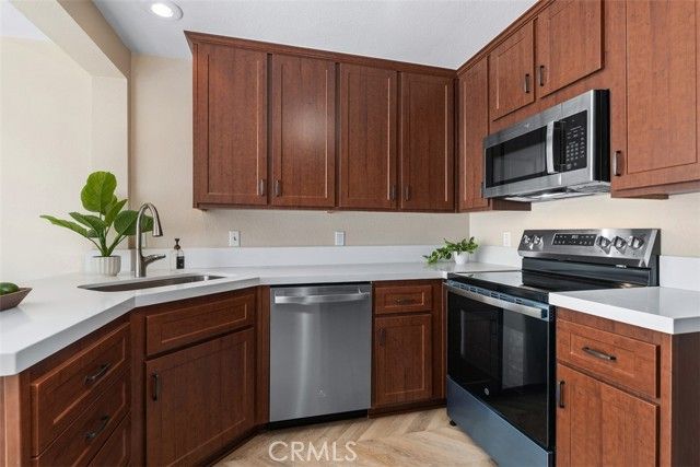 22125 Caminito Vino, Laguna Hills, CA 92653