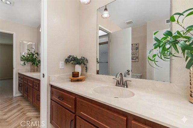 22125 Caminito Vino, Laguna Hills, CA 92653