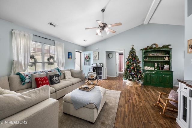 2207 Tuckaleechee Pike, Maryville, TN 37803