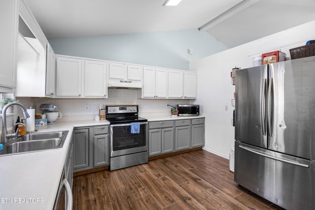 2207 Tuckaleechee Pike, Maryville, TN 37803