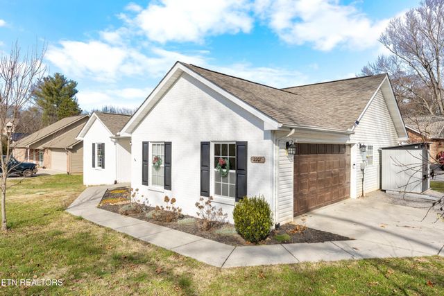 2207 Tuckaleechee Pike, Maryville, TN 37803