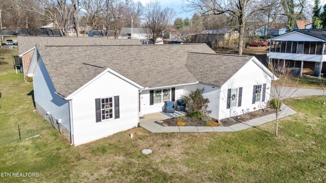 2207 Tuckaleechee Pike, Maryville, TN 37803