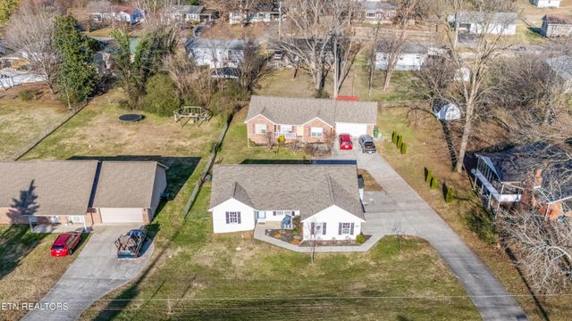2207 Tuckaleechee Pike, Maryville, TN 37803