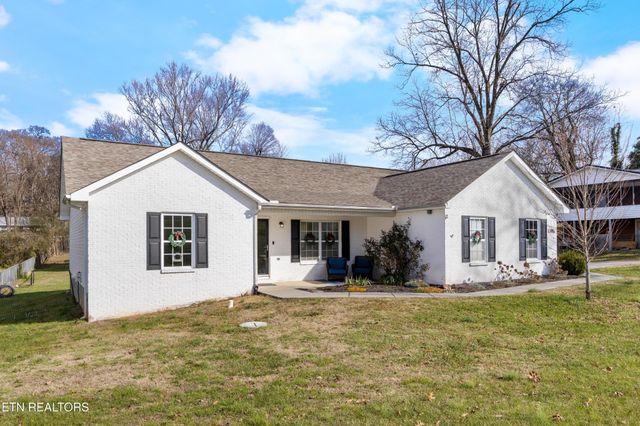 2207 Tuckaleechee Pike, Maryville, TN 37803