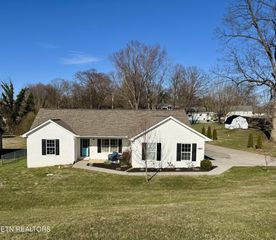 2207 Tuckaleechee Pike, Maryville, TN 37803