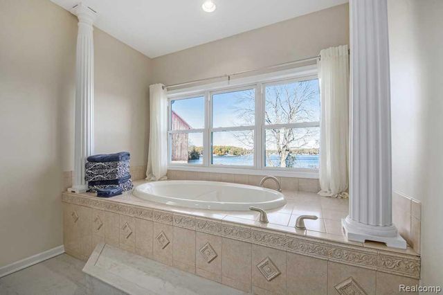 5909 E 92nd Street, Newaygo, MI 49337