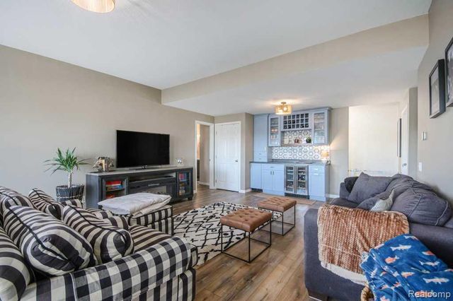 5909 E 92nd Street, Newaygo, MI 49337