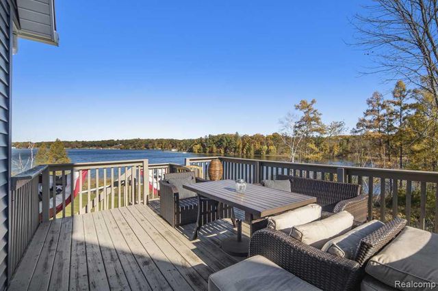 5909 E 92nd Street, Newaygo, MI 49337